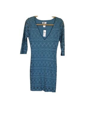 🆕 NWT nightcap Cherokee stripe deep v dress in powder size 3/M